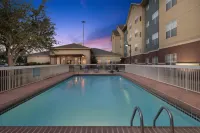 Homewood Suites by Hilton Lubbock - Bathtub