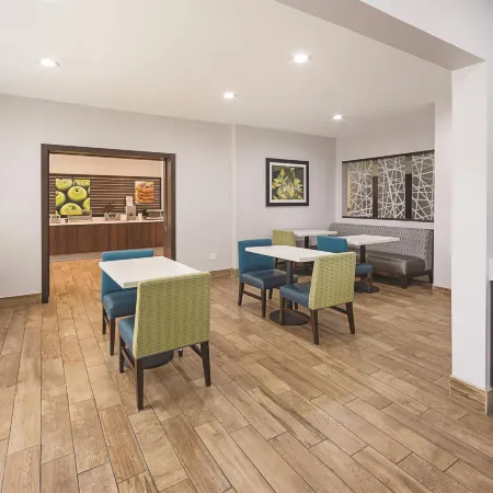 Spark by Hilton Central Point Medford