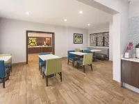 La Quinta Inn & Suites by Wyndham Central Point - Medford Hotels in Eagle Point