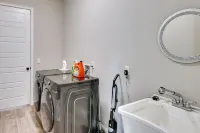 Palm Coast Family Retreat w/ Private Pool! - Bãi đậu xe
