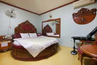 Daejeon Yongjeon Boryeong Motel Hotell i Dong-gu