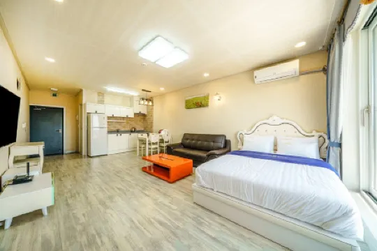 Buan Mohang Crystal Pension