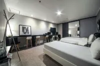 Ilsan Victoria Hotels near Haengsin Station