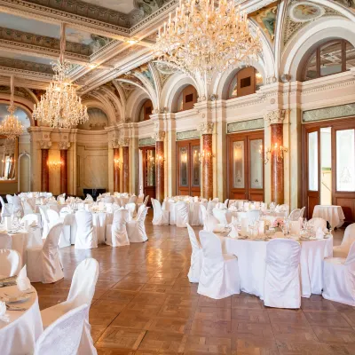 Victoria Jungfrau Grand Hotel and Spa Interlaken Отели рядом с достопримечательностью «Железнодорожный вокзал Интерлакен Восточный»