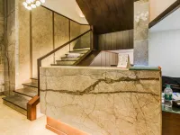 City Stay โรงแรมใกล้หาดเวอร์โซวา