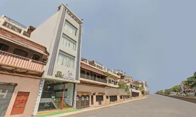 Itsy Hotels Royal Galaxy