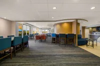 Holiday Inn Express HAMPTON - COLISEUM CENTRAL by IHG - breakfast
