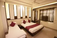 Hotel Golden Wings