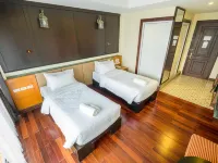 LANDMARK NAKHONPHANOM HOTEL Отели рядом с достопримечательностью «Река Меконг»