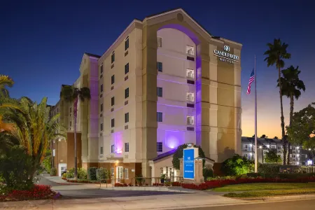Candlewood Suites Anaheim - Resort Area Отели рядом с достопримечательностью «Rte 66»