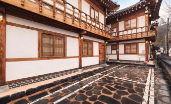 Gongju Haru Hanok Pension