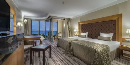 Rixos Sungate - the Land of Legends Access