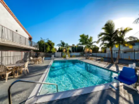 Red Roof Inn Los Angeles – Bellflower Hotels in Bellflower