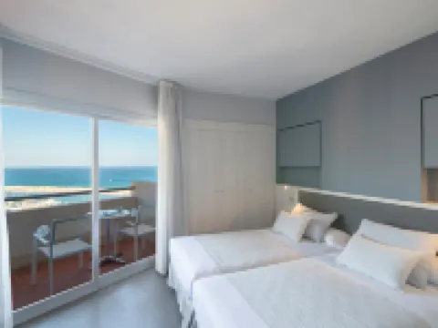 Hotel El Puerto by Pierre Vacances Hotels in Costa Del Sol