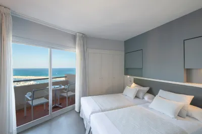 Hotel El Puerto by Pierre Vacances Hotels near Fuengirola Central Mosque