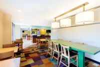 Baymont by Wyndham Savannah Midtown - Bữa sáng