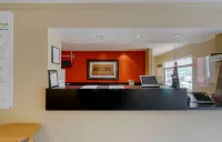 Extended Stay America Select Suites Tampa Airport Memorial Hwy Hotel a Town 'n' Country