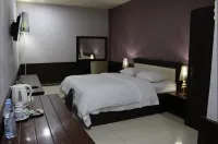 Sapadia Hotel Kotamobagu - 2 stelle