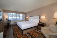 Holiday Inn Estes Park Hotels near Riverwalk in Downtown Estes Park