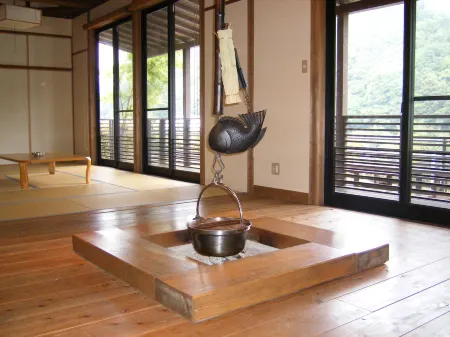 Gonokawa Canoe Park Sakugi Отели рядом со станцией JR Miyoshi station