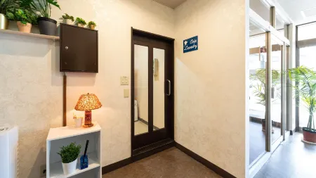 Traveller inn KOFU Отели рядом со станцией JR Zenkoji station