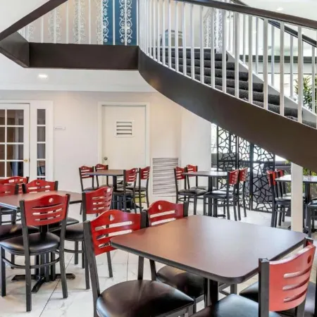 The Buena Park Hotel & Suites