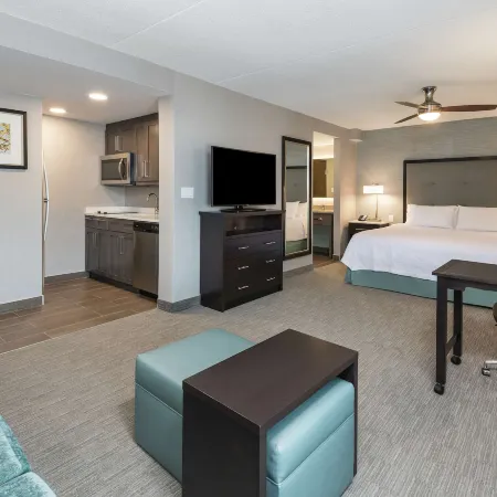 Homewood Suites by Hilton Ottawa Airport