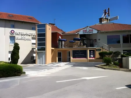 The Originals City Hôtel lAcropole Saint-Etienne Sud Отели рядом с достопримечательностью «Rose Garden Berland»