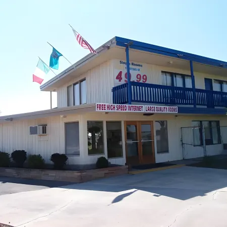 Motel Oasis