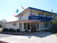 Motel Oasis