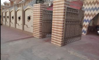 Bodla Royal Hotel