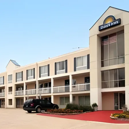 Days Inn by Wyndham West des Moines / Clive