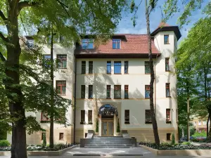 Chajka Hotel