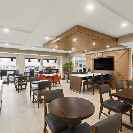 Holiday Inn Express & Suites DANBURY - I-84 by IHG
