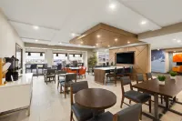 Holiday Inn Express & Suites Danbury - I-84 Hotels in Ridgefield