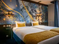 Hôtel du Parc Montparnasse Hotel berhampiran Stesen Metro Vavin