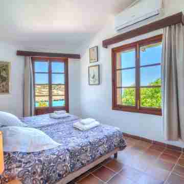 Cala Mendia Sea Views Rooms