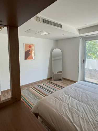 รูปภาพของBoho chic sea view apartment in Kata