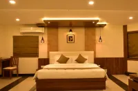 White Suite Hotel