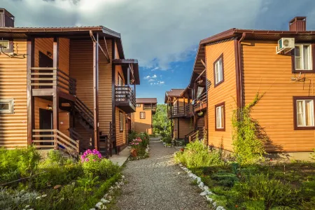 Tihaya Polyanka Recreation Center