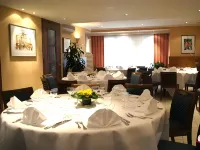 Logis Hôtel Acacia - parking