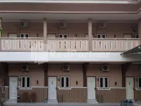 Isa Homestay Kudus Mitra Reddoorz 마용 호텔