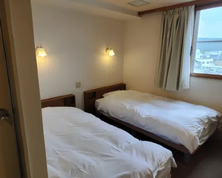 Business Hotel Suzuya Hotéis em Kosai