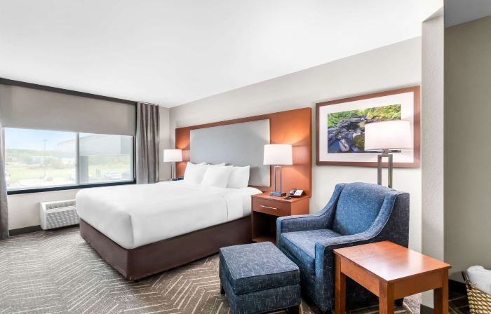 Comfort Inn & Suites Mountain Iron and Virginia