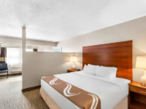 Quality Inn & Suites Hotels in Coos County