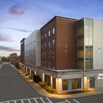 Hampton Inn & Suites Worcester