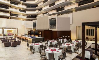 Embassy Suites by Hilton Phoenix Downtown North