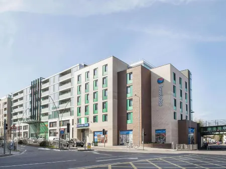 Four Points Flex by Sheraton Cardiff Отели рядом с достопримечательностью «Cardiff Bay Barrage»