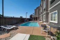 Microtel Inn & Suites by Wyndham Tracy - Pools