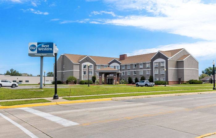 Best Western Holiday Manor